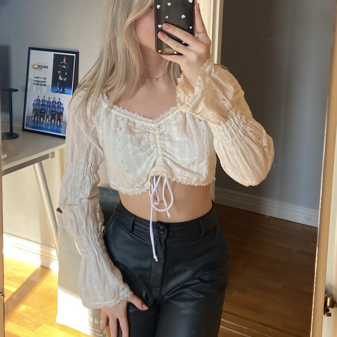 Puffig långärmad scrunch tröja