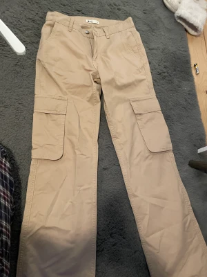 Cargo byxor - Knappt använda 