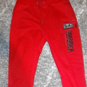 Hoodrich  - Köp för lågpris 