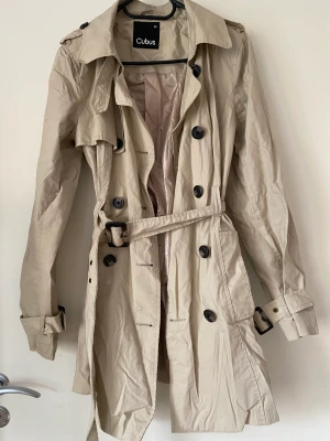 Jacka från Cubus  - Jacka från Cubus köpt secondhand men har inte fått användning av den😌😌