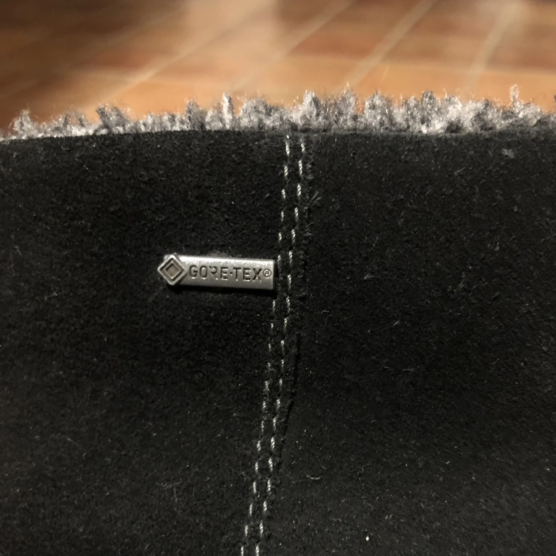 Kängor, helt oanvända - 90