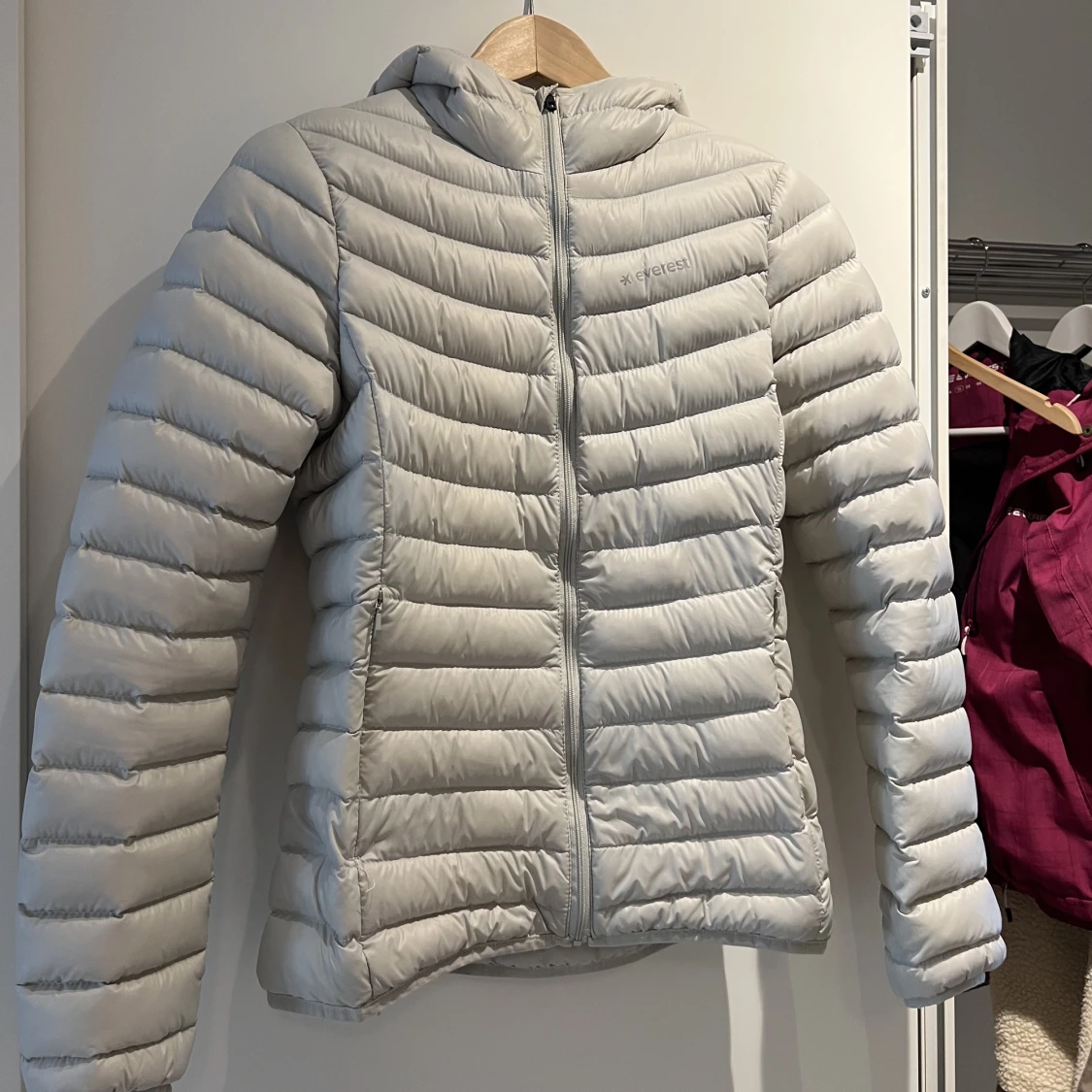 Everest lättviktsjacka