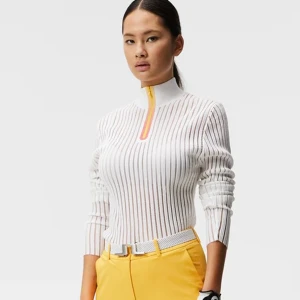 Ny J.Lindeberg tröja - Superfin långärmad tröja från J.Lindeberg i storlek XS. Ordinariepris 2000kr, säljer för 650kr. Ny och oanvänd. Mötas upp i Stockholm eller fraktas!