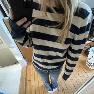 Levis sweatshirt  - Levis sweatshirt i jätte bra skick och super mjukt material💙