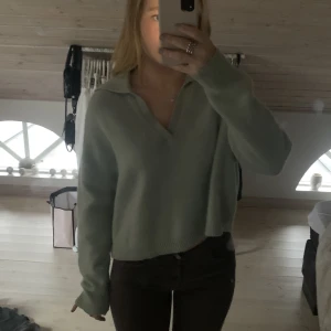 Stickad tröja💜 - Kommer inte till användning använd gärna köp nu🤍🤍