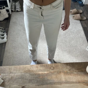 Jeans - Säljer dessa jättesnygga jeans från Rut&Circle. Skriv för fler bilder💕