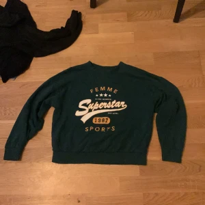 Fin grön hoodie - Fin grön hoodie