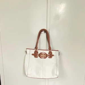 Väska  - Begagnad väska