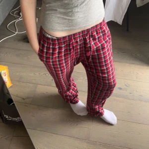 Pyjamas byxor  - Jättefina pyjamasbyxor från HM