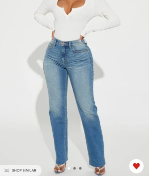 Jeans  - Raka jeans från fashion Nova Storlek 1 vilket som en XS / S Oanvända med lapp kvar