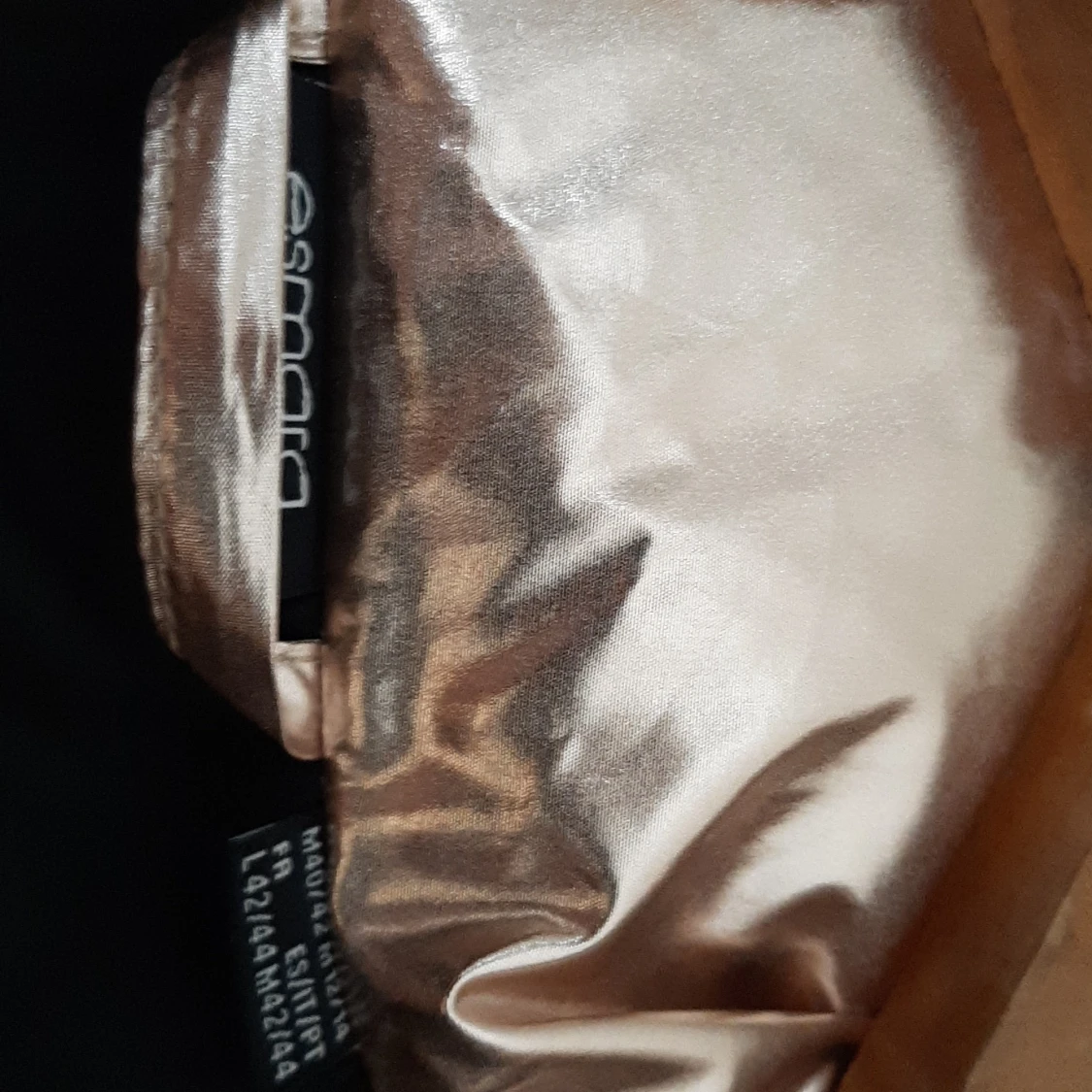 Helt ny aldrig använd guldjacka - 91