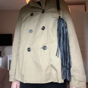 Kappa  - Så fin kappa med Luva🍂🍁🍃