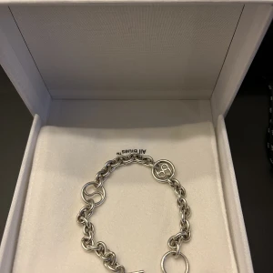 All blues x Our legacy workshop armband - Testar mitt sjukt feta armband från All blues x OL workshop  Strl L  Inte låst på priset kom med förslag