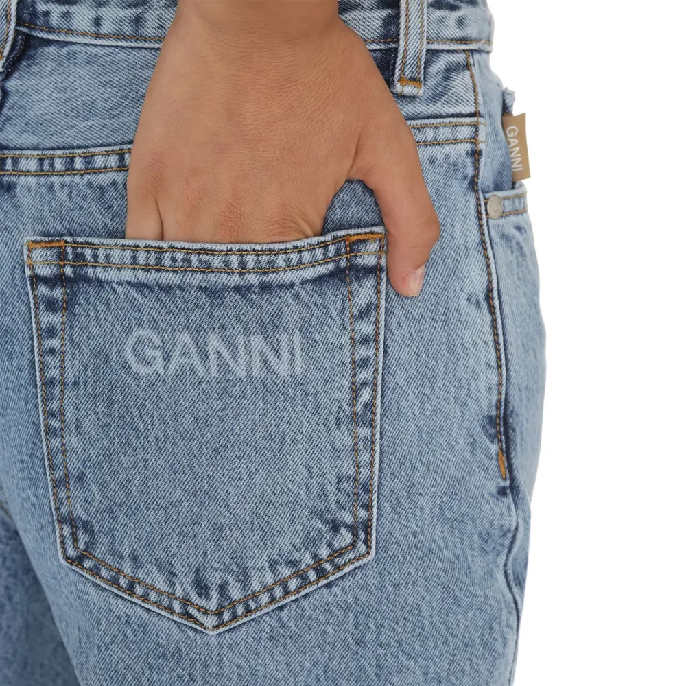 Ganni High-Rise Straight-Leg Cropped Jeans Storlek 27 Använda men mycket bra skick och helt utan anmärkningar Nypris: 2500kr. Jeans & Byxor.