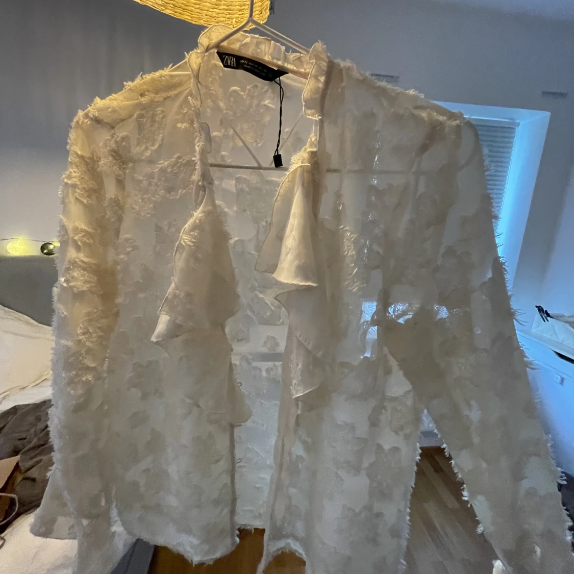 Fin blus från zara - 91