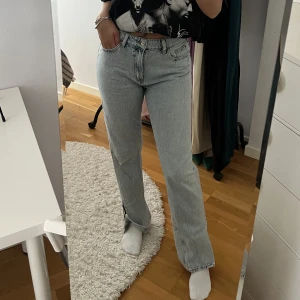 Jeans - Jeans som aldrig är använda utan endast provade☁️