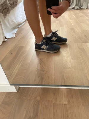 New Balance, storlek 37 - Knappt använda! Säljer pga för stora för mig 