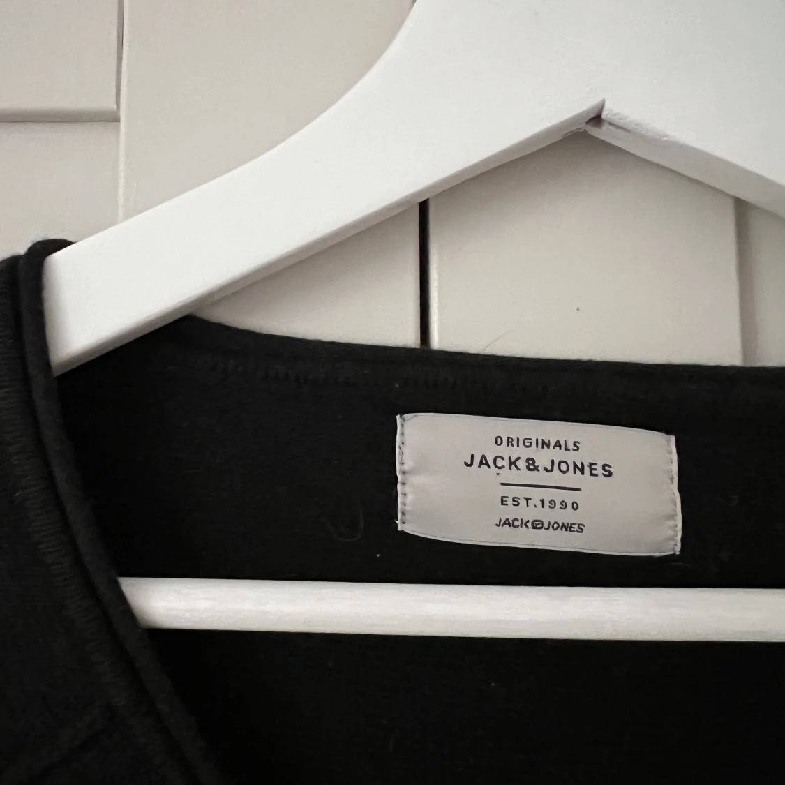 Mörkblå tröja  - 91