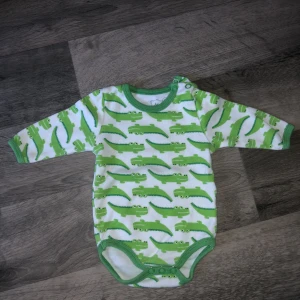 Bebiskläder  - Aldrig använd bara tvättad.