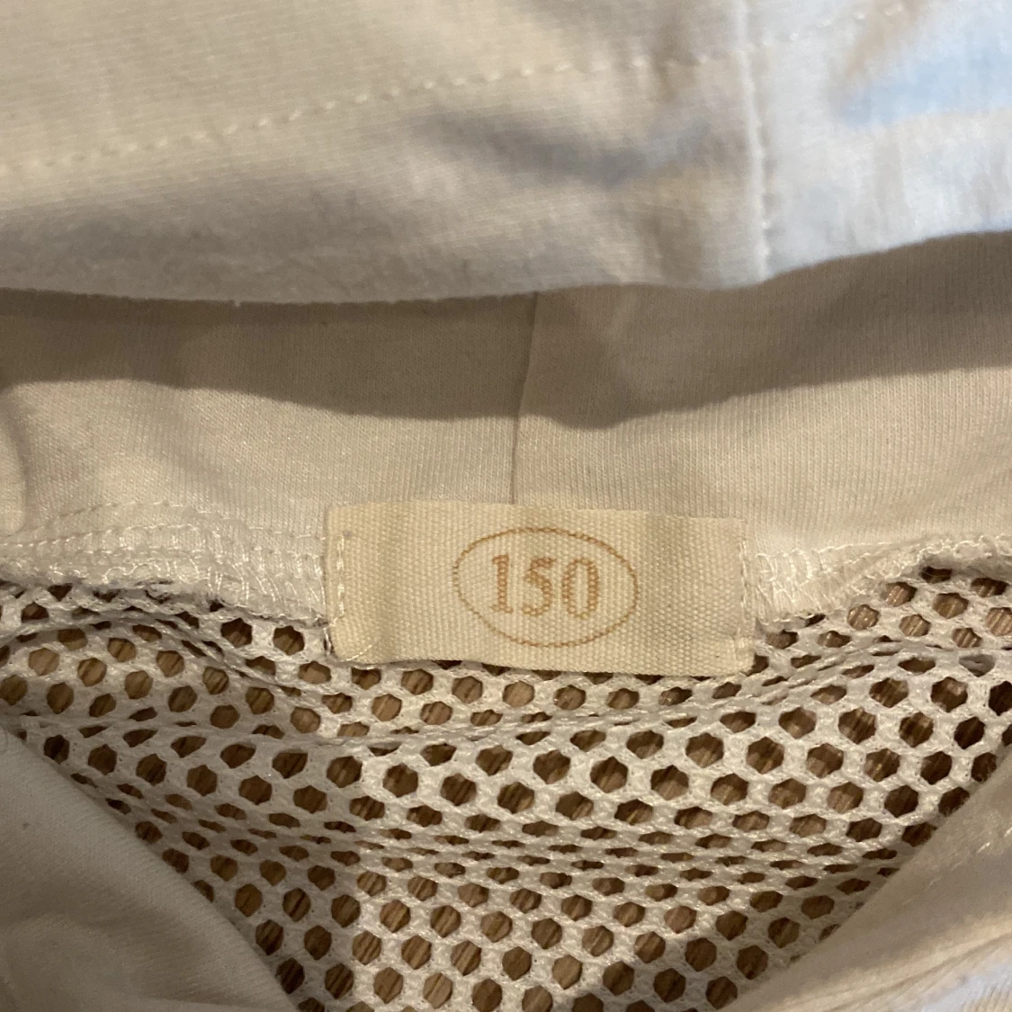 Vit nättröja med luva - 90