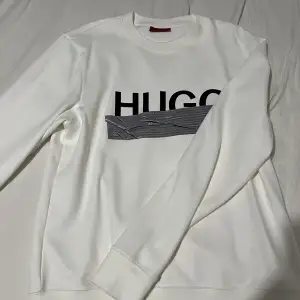 Oanvänd Hugo tröja