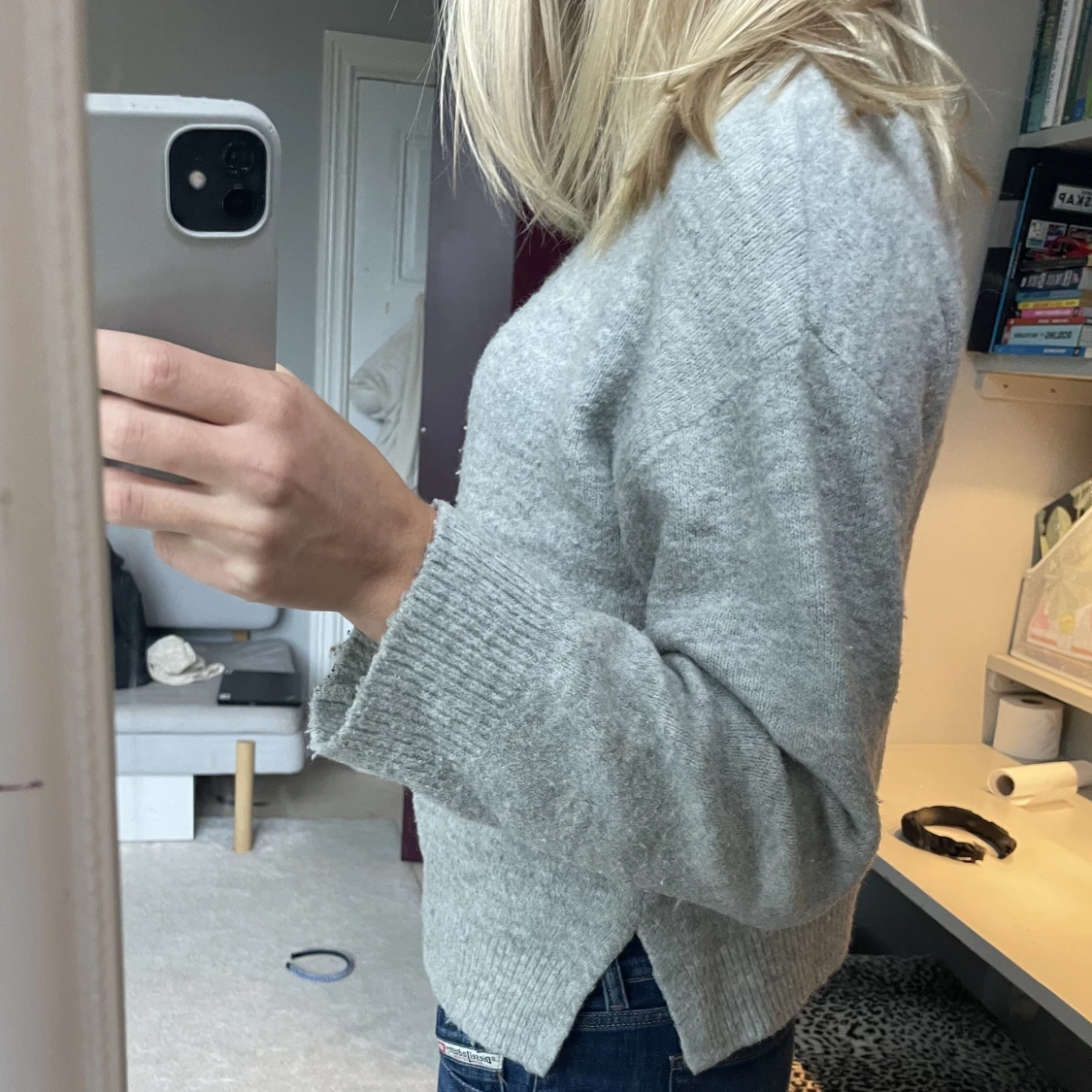 Fin grå långarmad tröja - 90