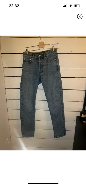 Arket jeans - Blåa arket jeans nyskick Straight leg Low waist 28/32
