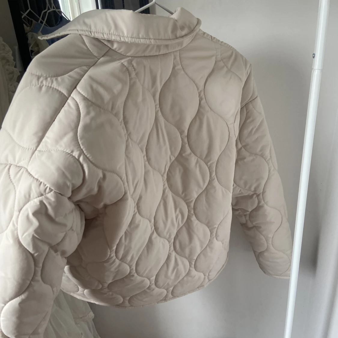 säljer fin jacka - 91