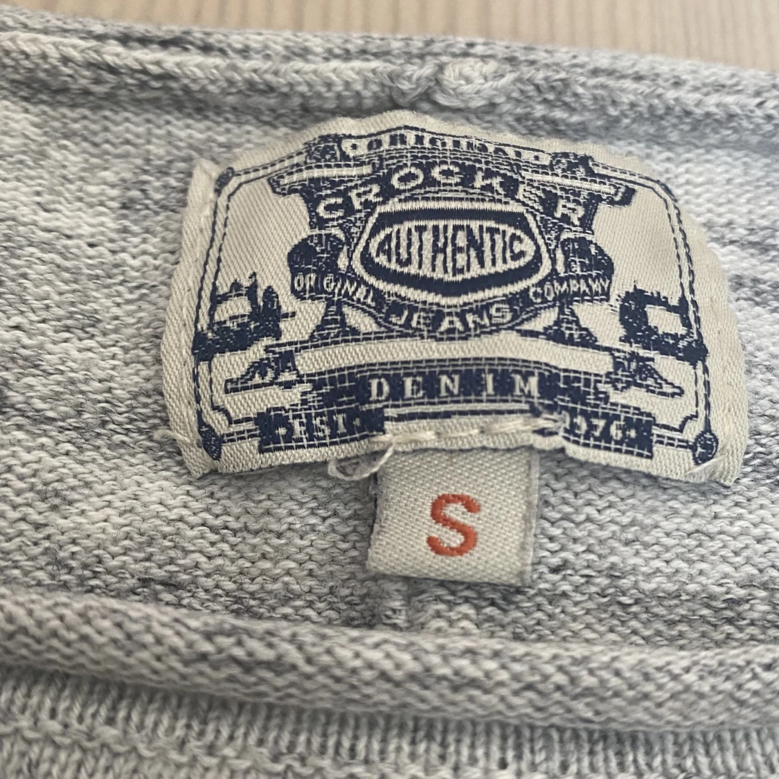 Långärmad medeltjock tröja - 91