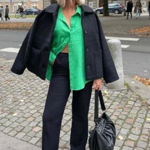 Kappa - Säljer denna super fina kappan ifrån monki, nypris 600 säljer för 150 plus frakt 