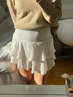 Volang kjol - Fin volang kjol, perfekt till sommaren😊