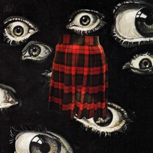 Rutig kjol - Rutig kjol, köpt second hand, jättefin och cool men använd för sällan. Kilt inspirerat mönster, väldigt rockig. ✨🧷