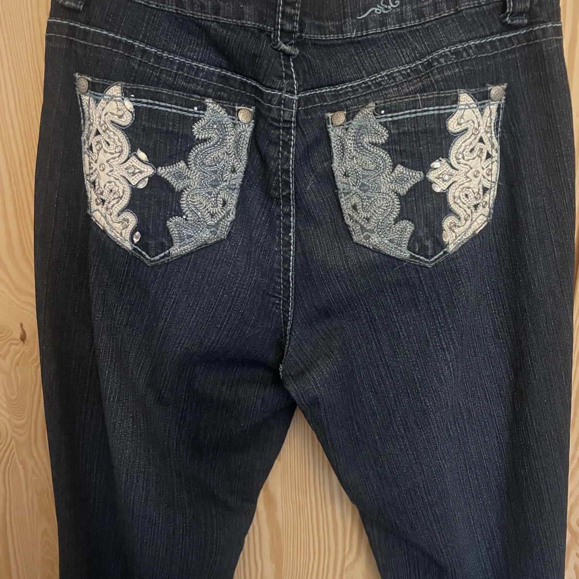 lågmidjade jeans  - 90