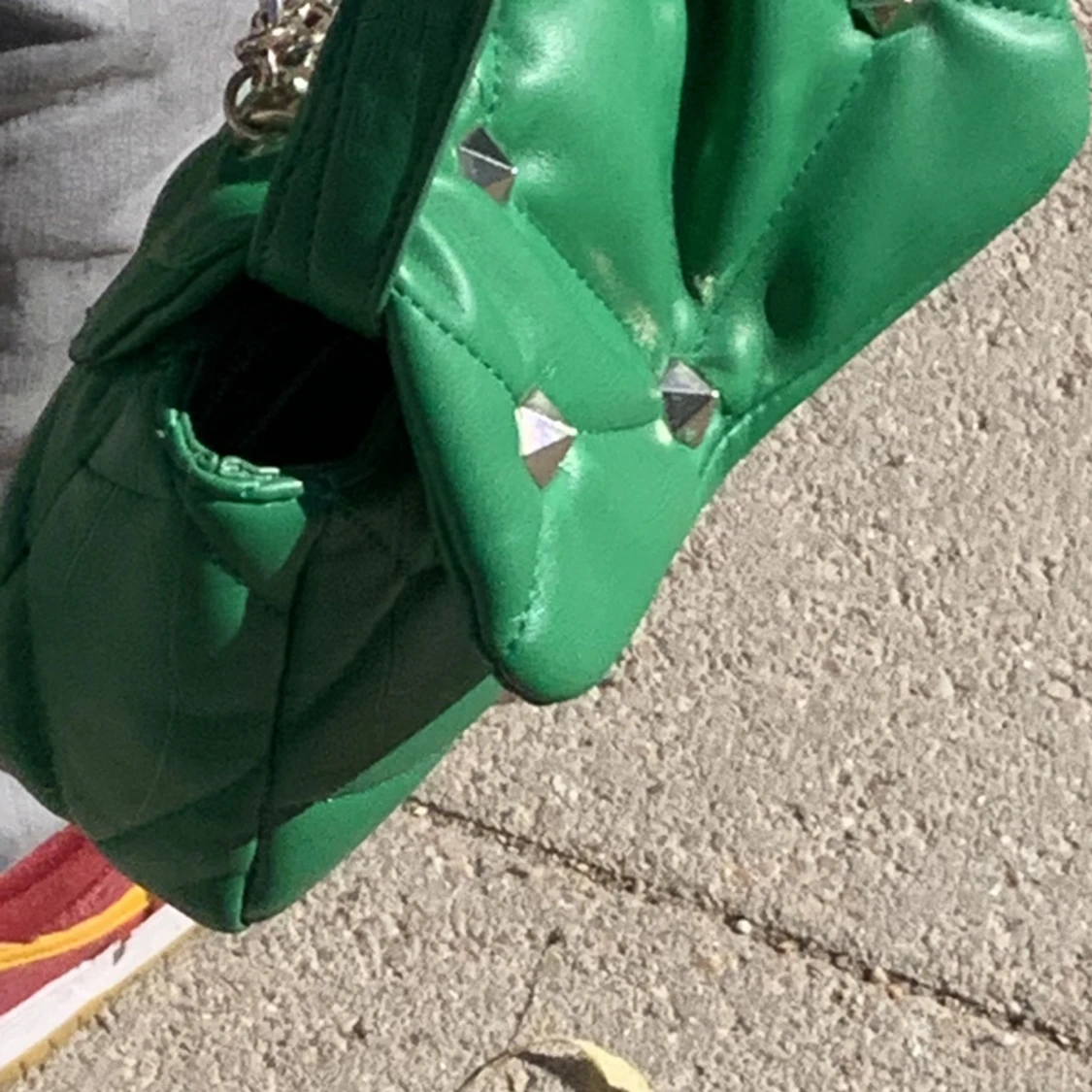 Grön väska - 91
