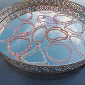 Designtips! - Färgtema: Rosa🩷 beroende på design är pris olika, 15 kr frakt. Kom priv vid intresse eller frågor🫶🏻