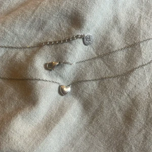 Edblad halsband - Orginalpris 299kr, pris kan diskuteras. 