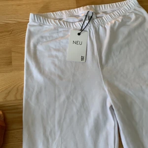 Shorts - Nya med prislapp från lager157