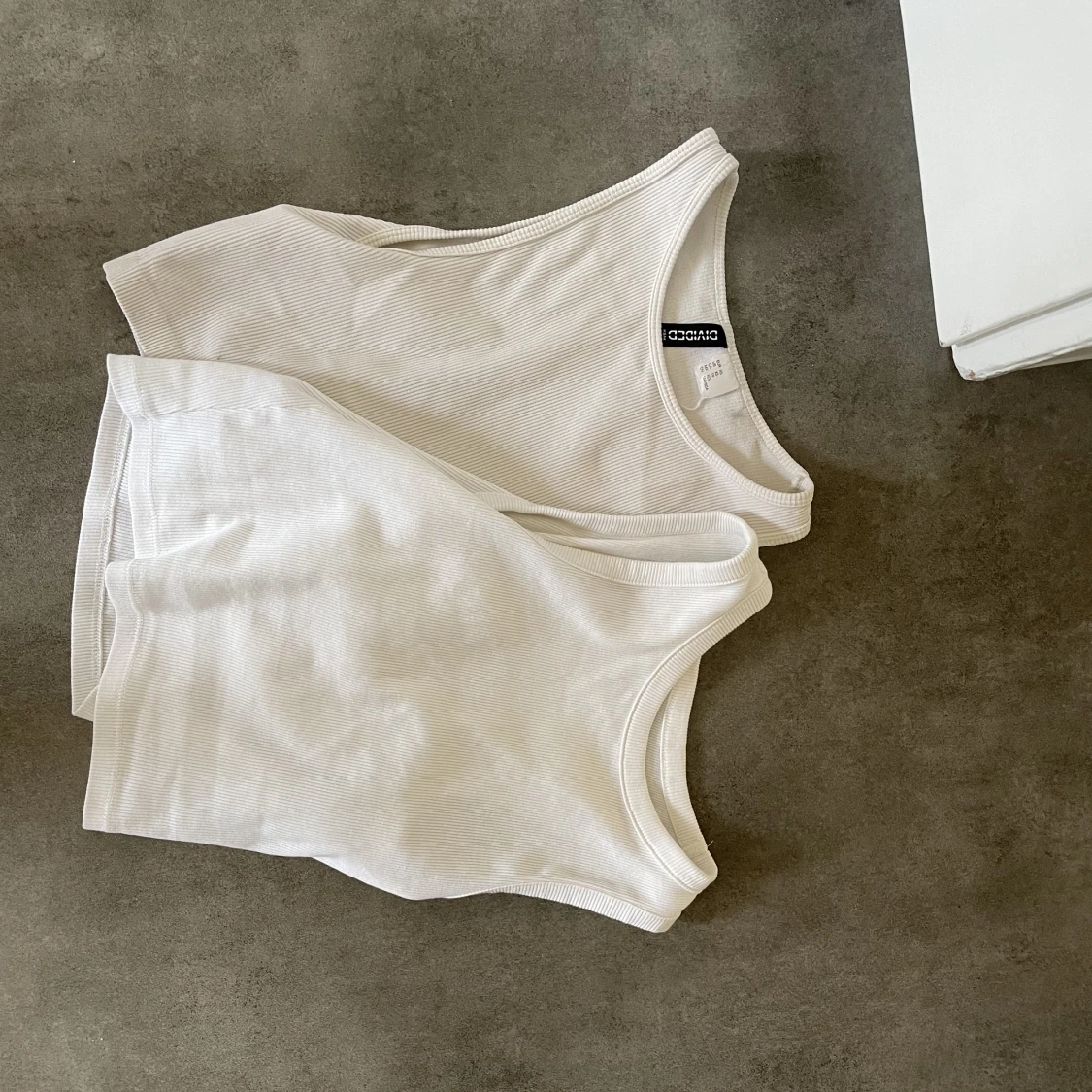 2 vita basic linnen - 90