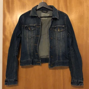 Jeansjacka  - I nyskick 