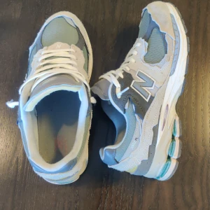 New Balance 2002r protection pack  - Knappt använda 