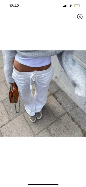 Alohba Linnebyxor - Vill helst byta mot ett par i strl S!! Men kan även sälja dessa. Skit fina och ser nya ut!! Köp dirket för 800