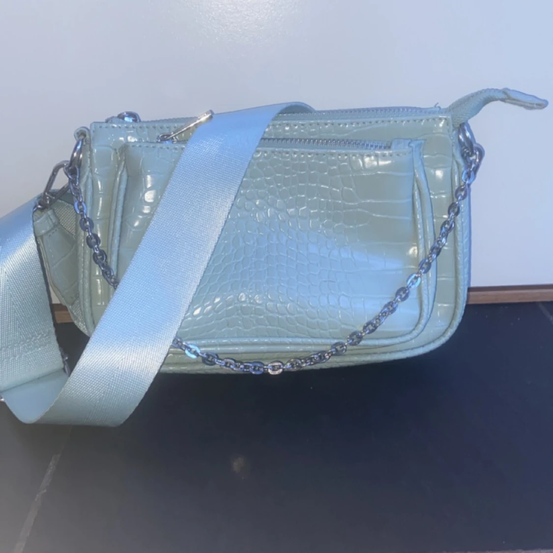 Mint grön väska - 90