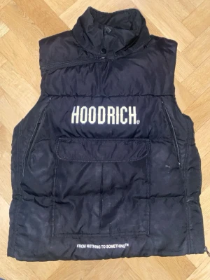 Hopdrich väst - Säljer min hoodrich väst 