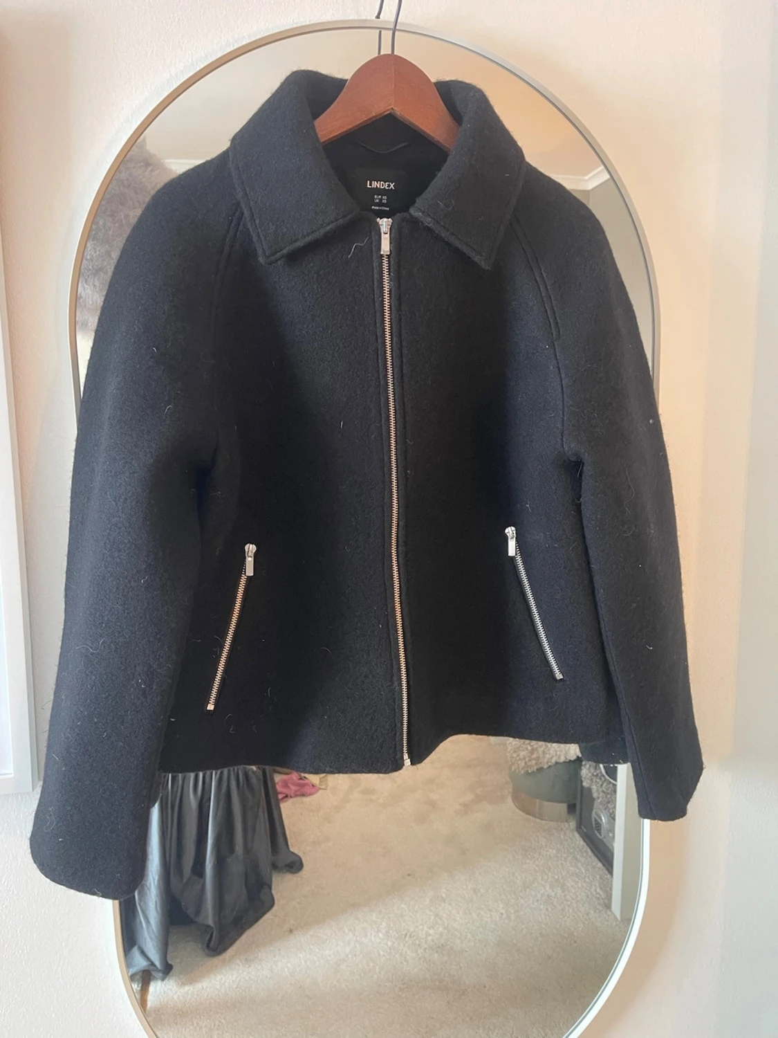 Svart ulljacka 