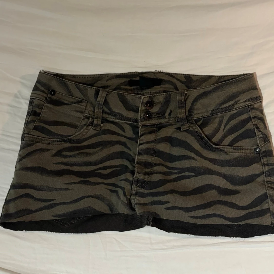 Mönstrad jeans kjol