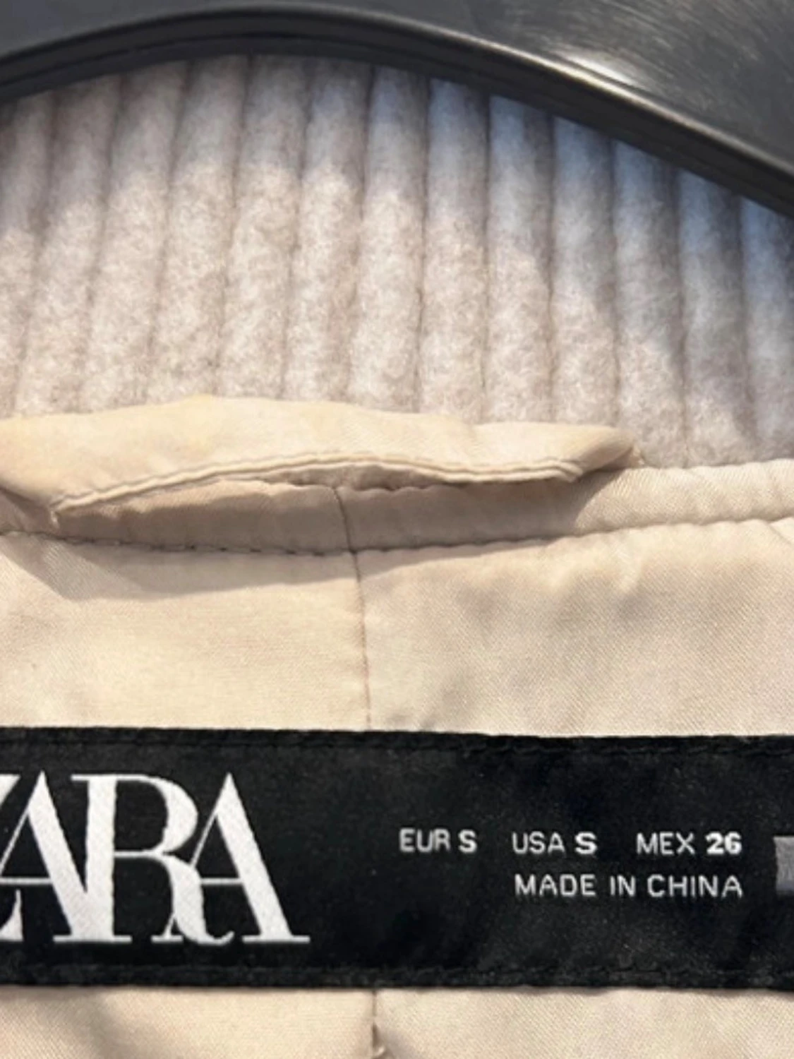 Beige bomberjacka från H&M - 3
