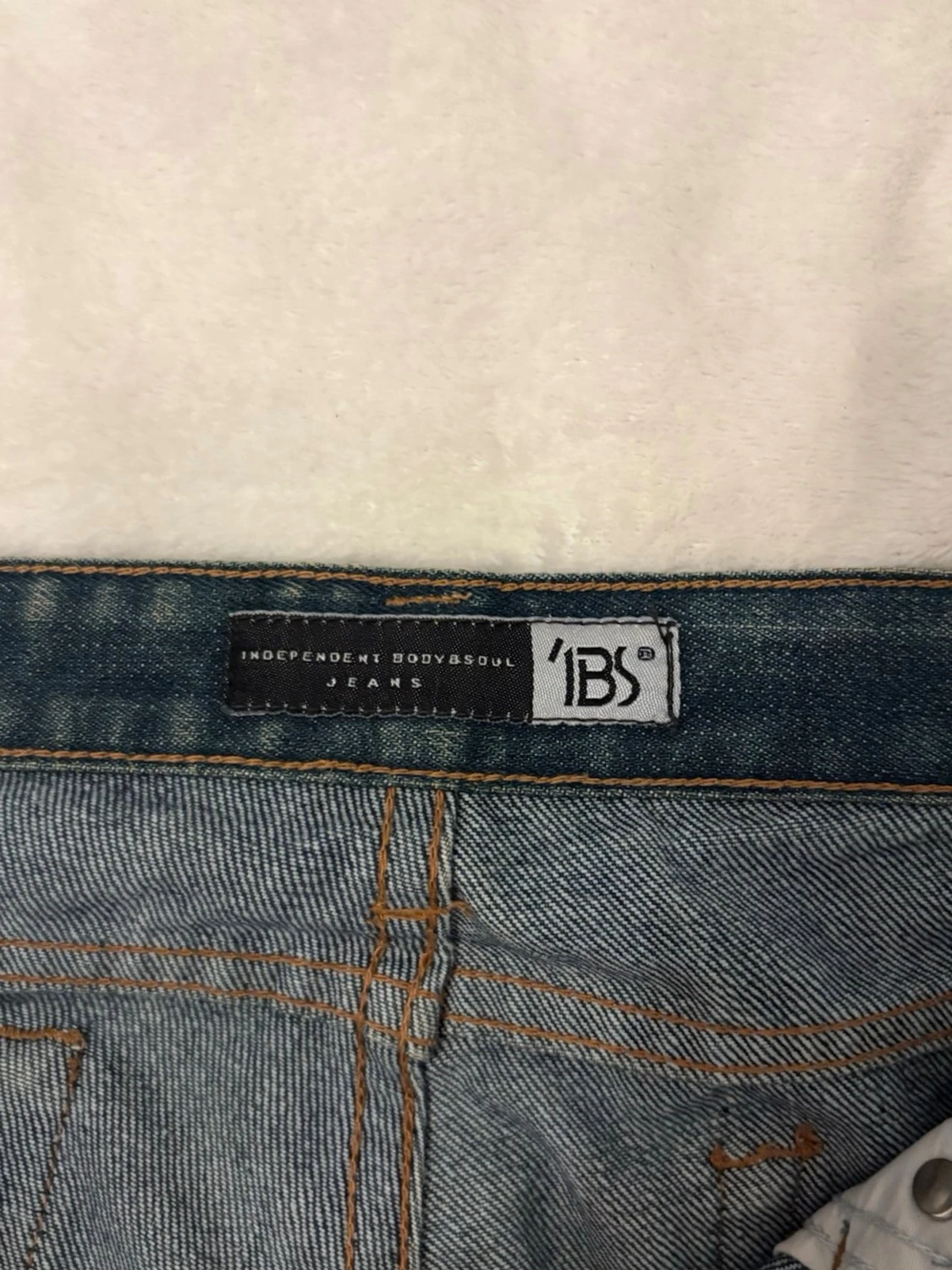 Mörkblå bootcut jeans med låg midja - 3
