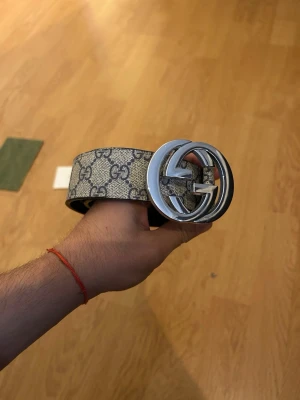 Bälte - Tja! Säljer nu detta riktigt feta bältet som har använts 2 gånger innan den är 100 cm. Gör jätte  gärna av er vid prisförslag eller funderingar🤝