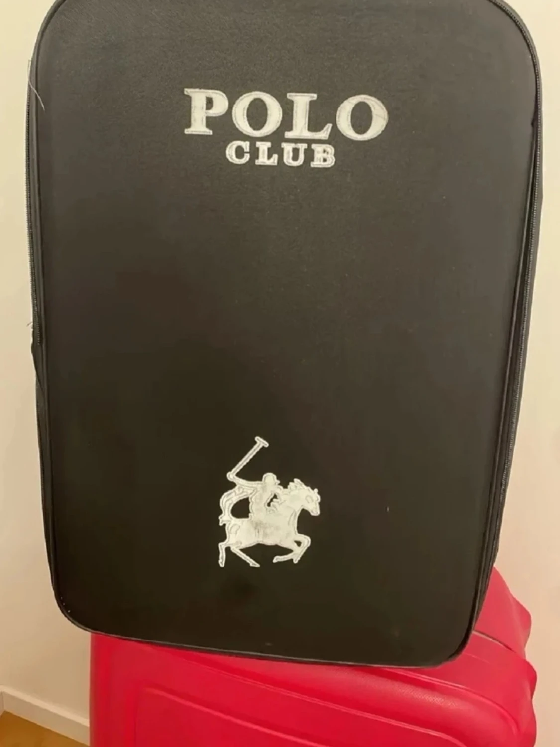 Rosa resväska från Polo Club - 2