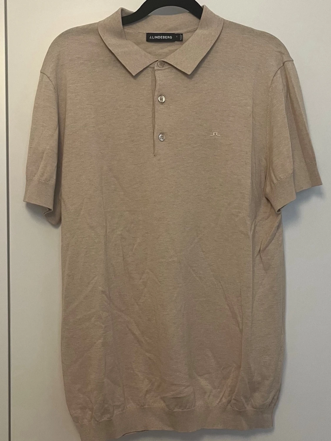 Beige pikétröja från J.Lindeberg